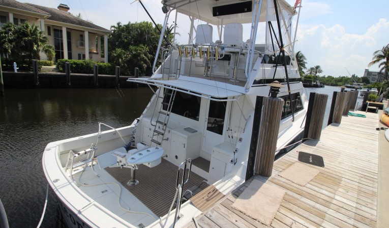 46 Hatteras 