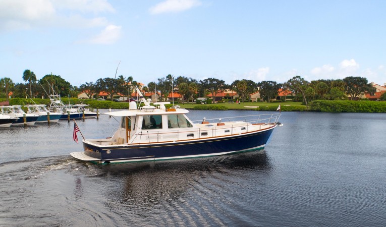 49 Grand Banks 