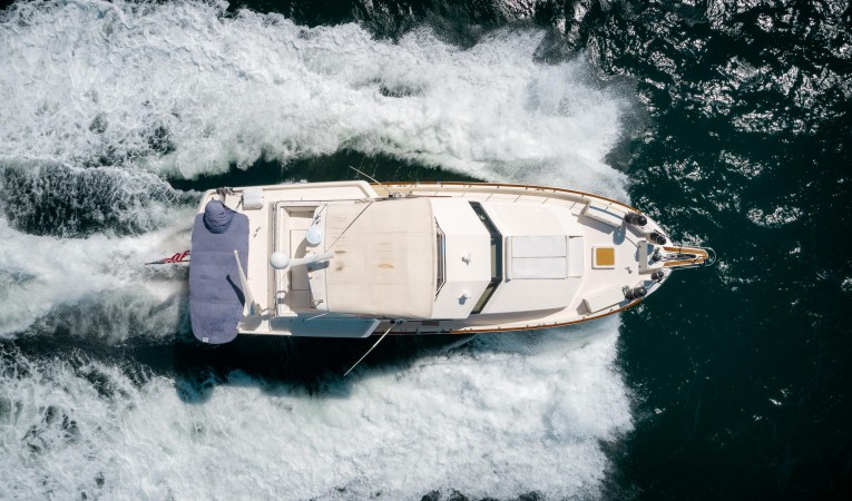 54 Hatteras Overhead