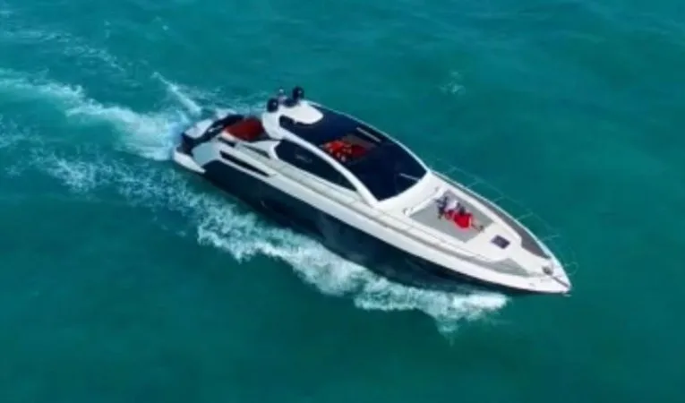58 Azimut 