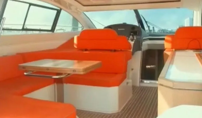 58 Azimut 