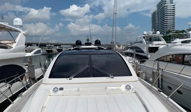 58 Azimut 