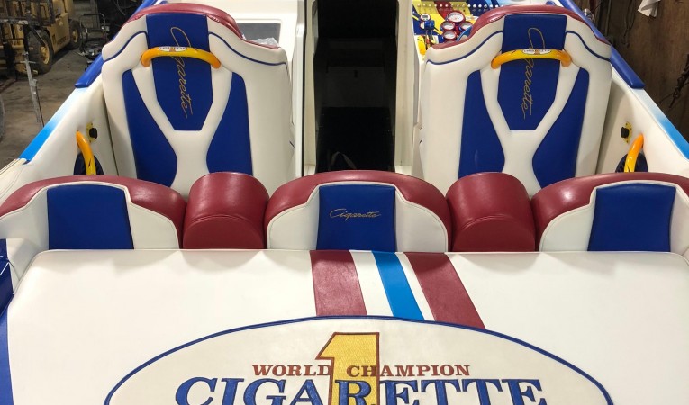 42 Cigarette Cockpit Facing Forward