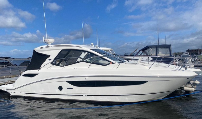 35 Sea Ray 
