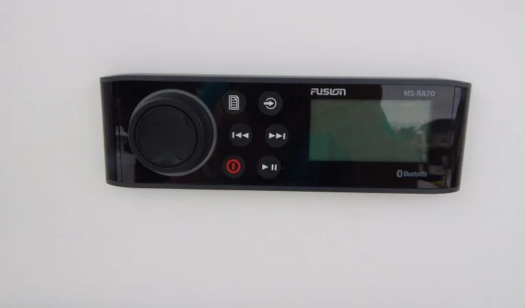 36 Contender Fusion Stereo