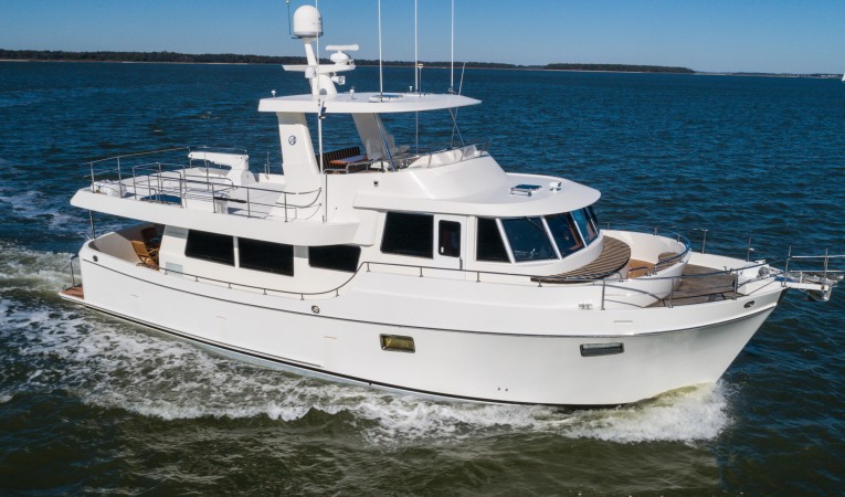 60 Ocean Alexander 