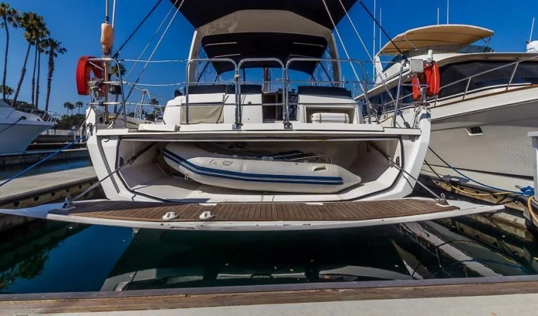 55 Feeling Hydraulic Swimming Platform/Door