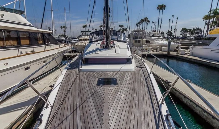 55 Feeling Forward Teak Deck