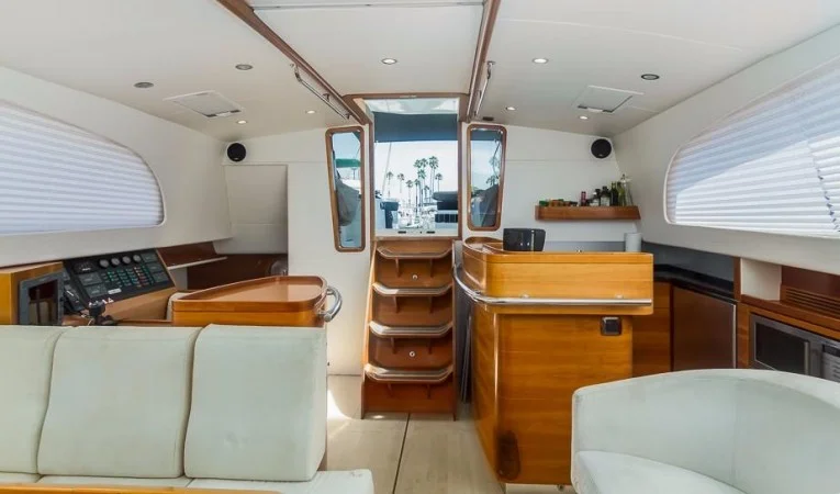 55 Feeling Companion Way