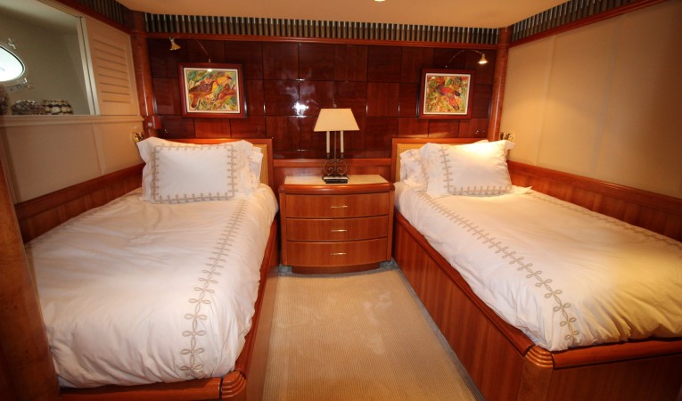 103 Westport Starboard Guest Stateroom