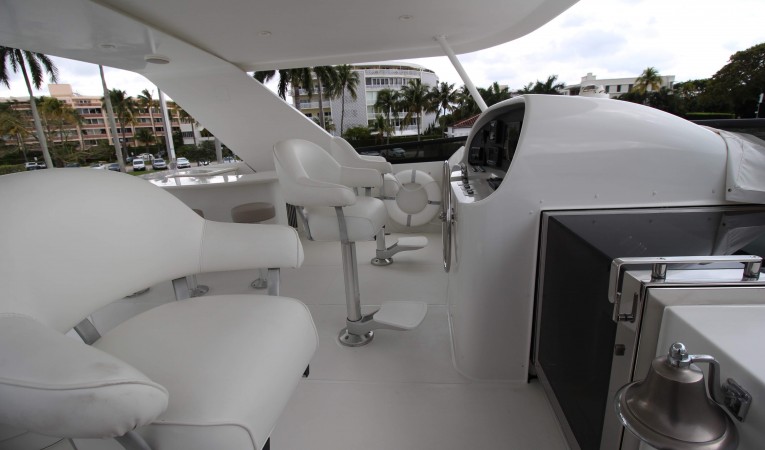 103 Westport Flybridge Helm - Looking to Port
