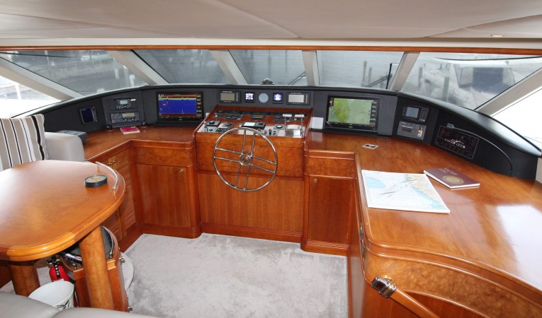 103 Westport Pilothouse - Looking Forward