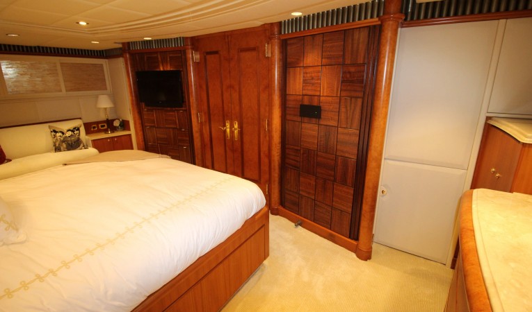 103 Westport Master Stateroom