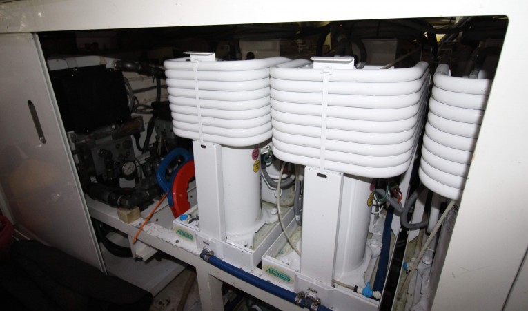 103 Westport Engine Room - Air Conditioners