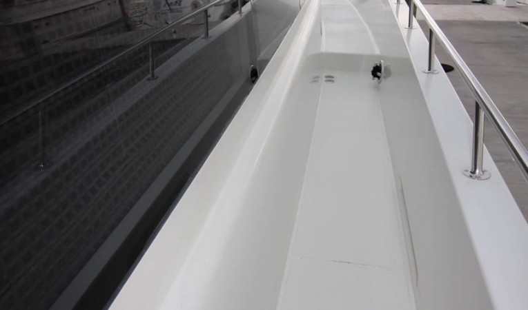 103 Westport Starboard Side Deck