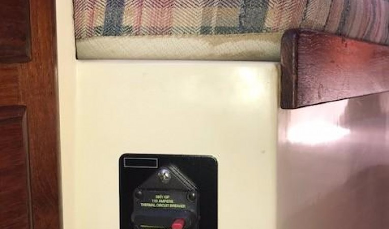 38 Catalina Winch breaker