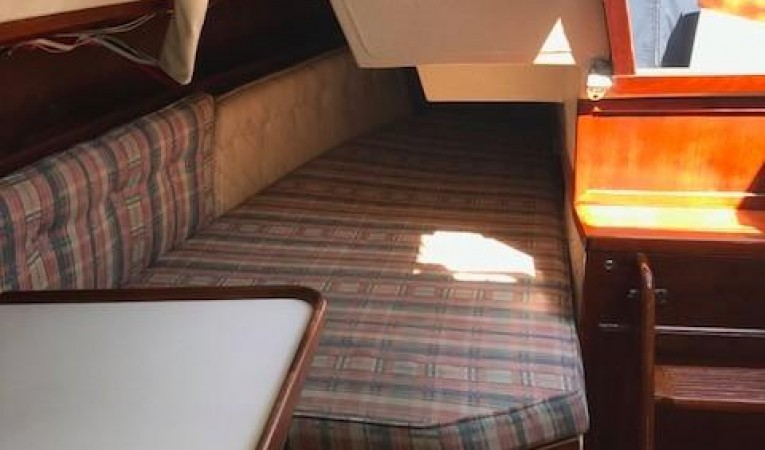 38 Catalina Quarter berth
