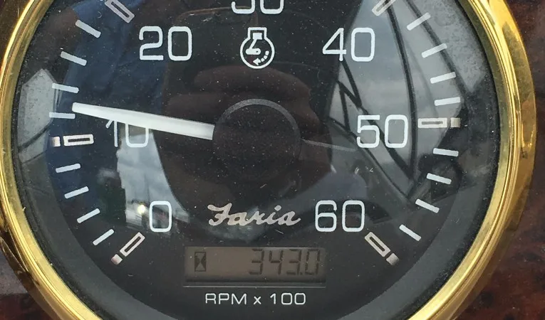 32 Regal 