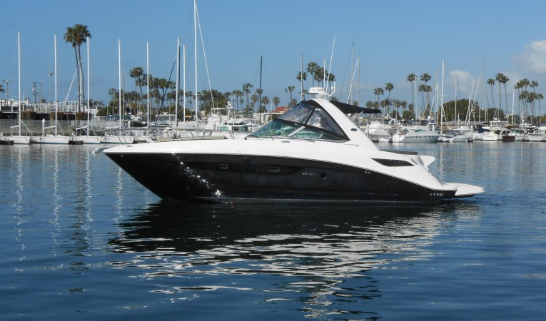 35 Sea Ray 