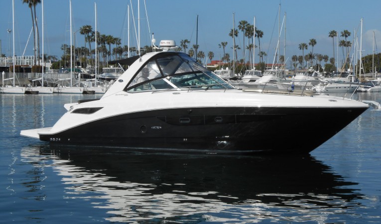 35 Sea Ray 