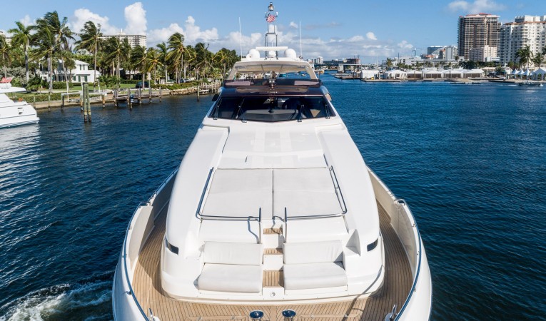 96 Ferretti Yachts 