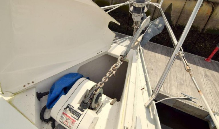39 Beneteau Windless