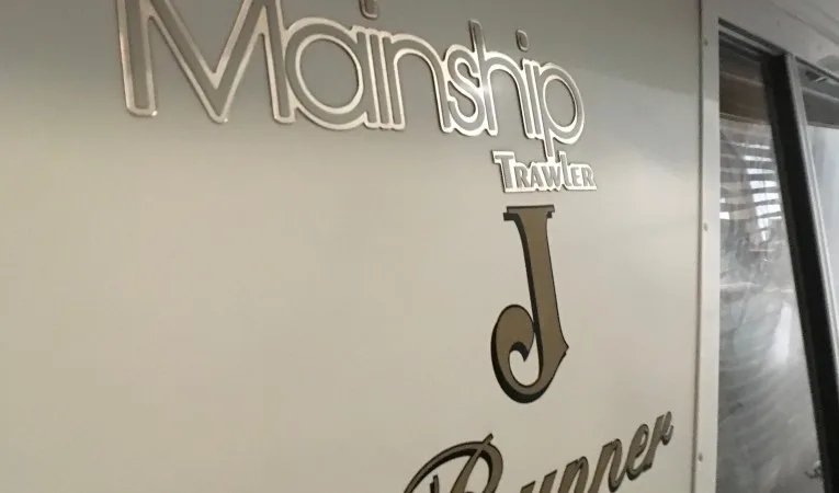 39 Mainship 