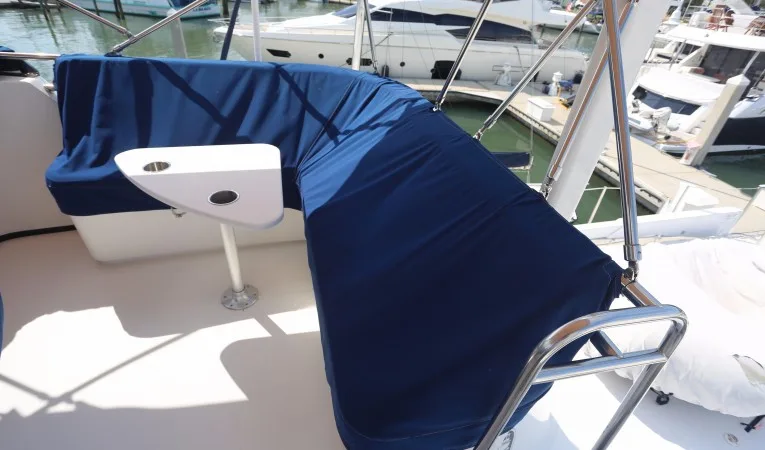 42 Nordic Tugs Flybridge Seating with Cover