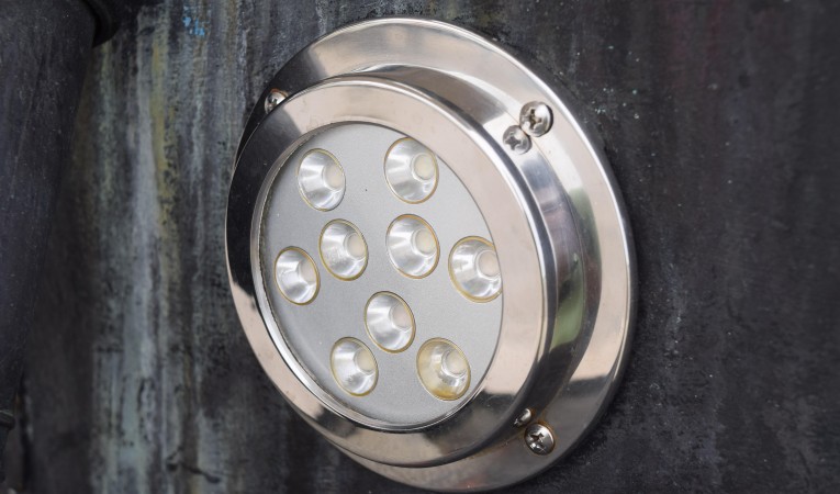 30 Regal LED Underwater Ligths