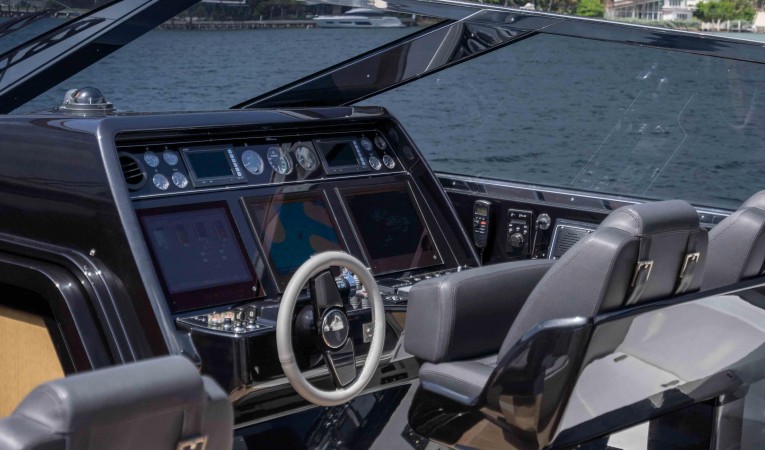 76 Riva 