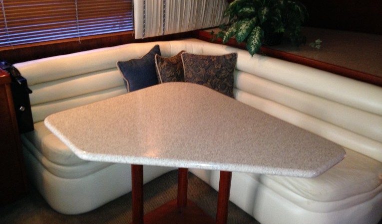 47 Buddy Davis Salon Dinette