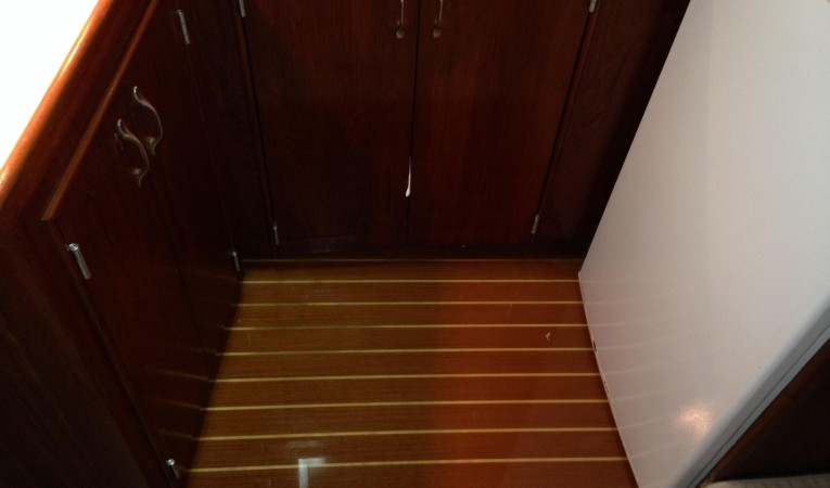 47 Buddy Davis Galley Teak & Holley Floor