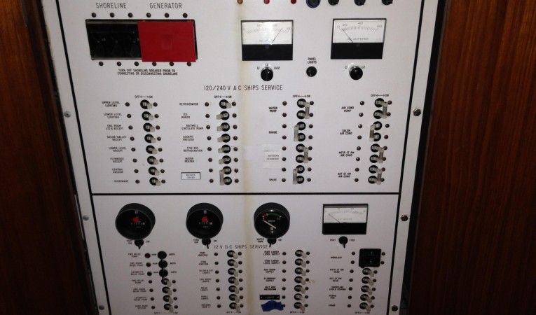 47 Buddy Davis AC Panel