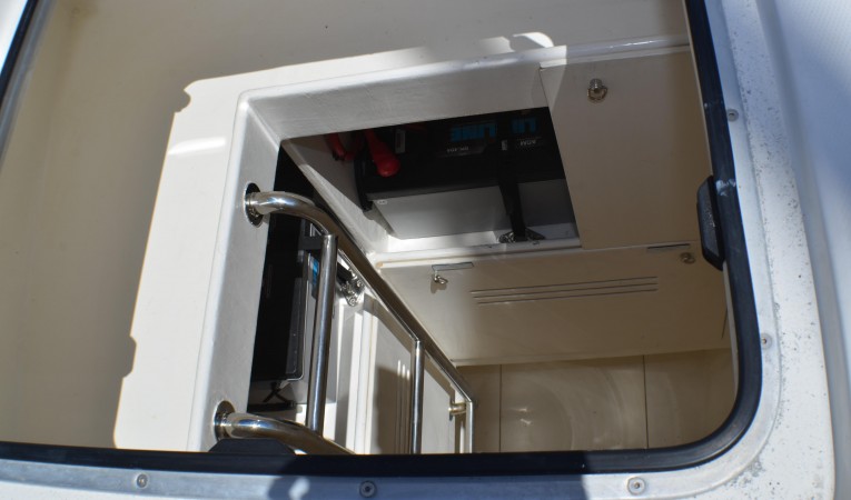 58 Leopard Starboard forward forepeak storage