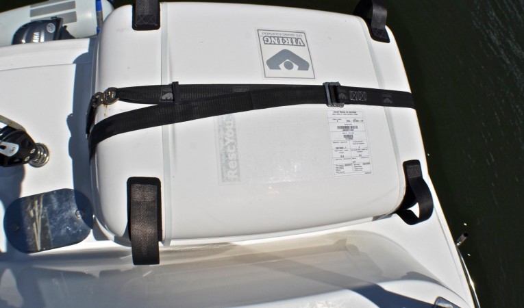 58 Leopard (2) 8 man life rafts