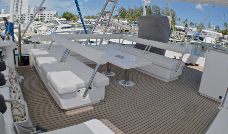 58 Leopard Flybridge