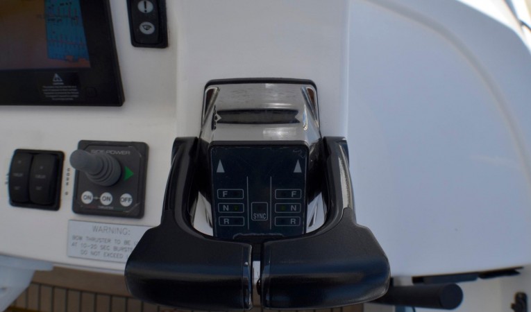 58 Leopard Upper engine controls