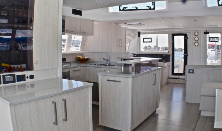 58 Leopard Port Salon