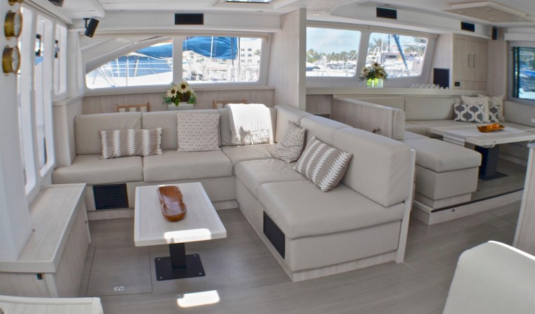 58 Leopard Starboard forward seating