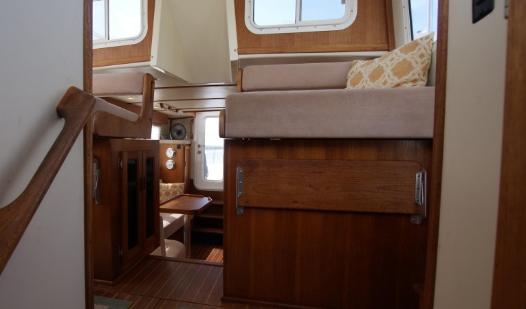 32 Nordic Tugs looking aft into pilothouse