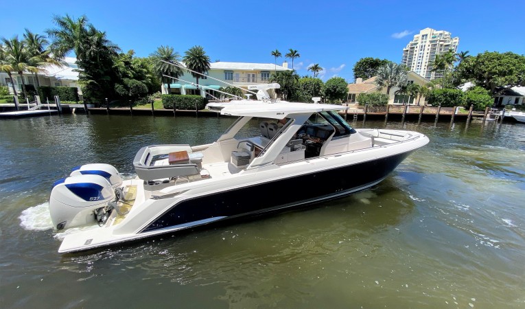 38 Tiara Sport 