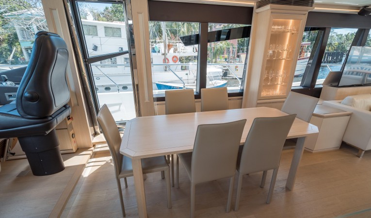72 Absolute Dining Table Forward with Stbd Door