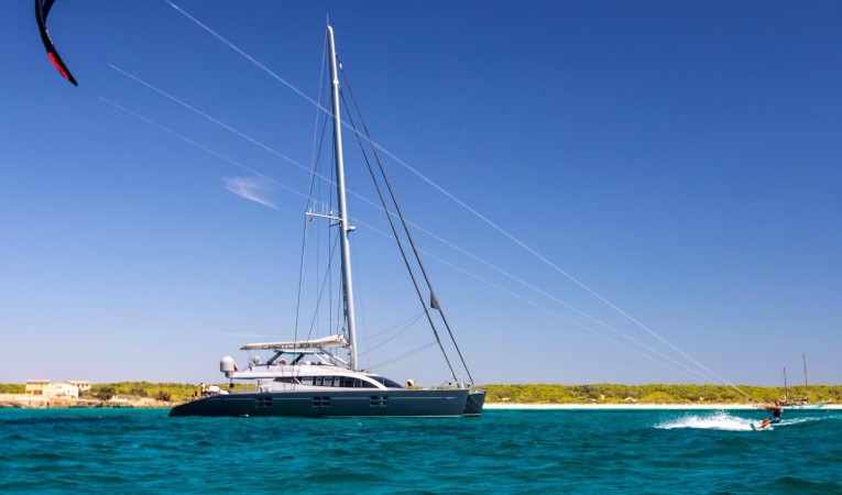 95 Blue Coast Yachts 