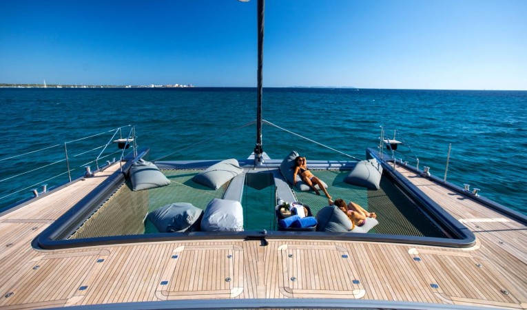 95 Blue Coast Yachts 