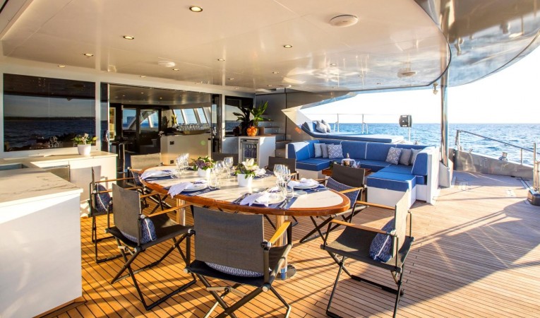 95 Blue Coast Yachts 