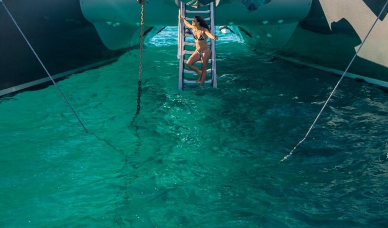 95 Blue Coast Yachts 