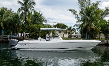 32 Intrepid 2005 North Miami, Florida Sold on 2022-02-15 by