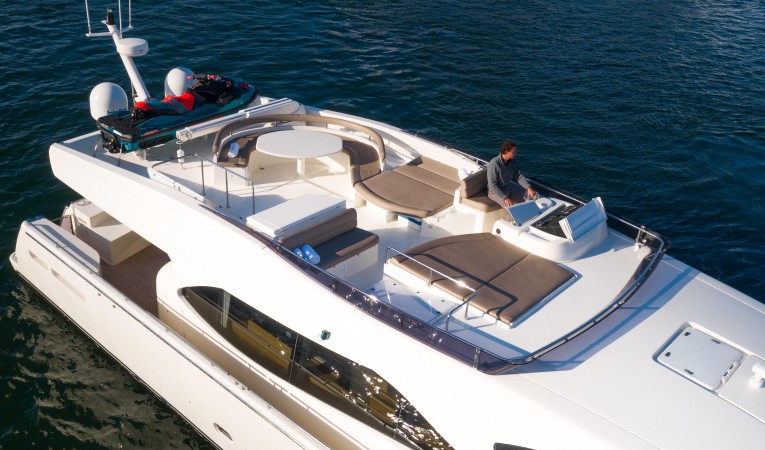 78 Ferretti Yachts 