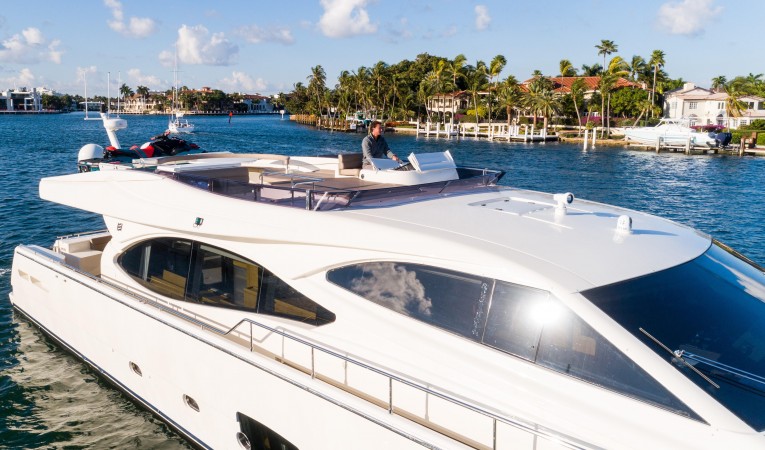 78 Ferretti Yachts 
