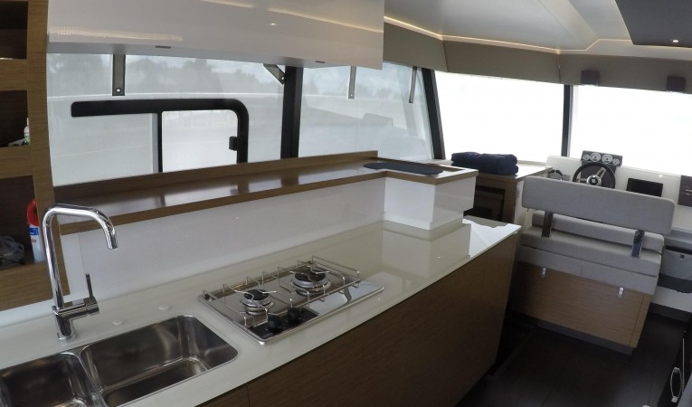 37 Fountaine Pajot Full galley